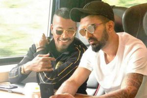 బుకీలు వల పన్నొచ్చు: 'పాండ్యా, రాహుల్‌ను సస్పెండ్‌ చేసి.. విచారణ చేపట్టాలి'