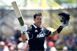 సెంచరీతో సచిన్, కోహ్లీ రికార్డుని అధిగమించిన రాస్ టేలర్