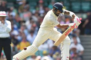 సచిన్ కంటే తక్కువ ఇన్నింగ్స్‌లలోనే 19 వేల పరుగుల క్లబ్‌లో కోహ్లీ