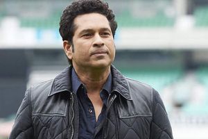 #కీప్‌మూవింగ్‌ పుష్‌‌అప్ ఛాలెంజ్: అమర జవాన్ల కుటుంబాలకు బాసటగా సచిన్