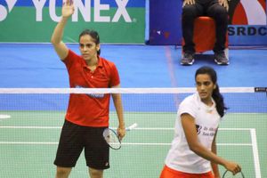 National badminton: సెమీస్‌లో సింధు, క్వార్టర్స్‌లో సైనా