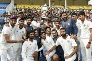 ఇరానీ ట్రోఫీ విజేతగా విదర్భ జట్టు: మూడో జట్టుగా అరుదైన రికార్డు