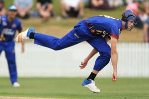 దిండా ఎఫెక్ట్: బౌలర్లూ ఫేస్‌మాస్క్‌లు ధరించాలంటోన్న ఉనాద్కత్, అశ్విన్