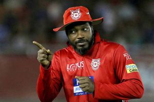 IPL 2019: అరుదైన రికార్డుకి 6 పరుగుల దూరంలో క్రిసే గేల్