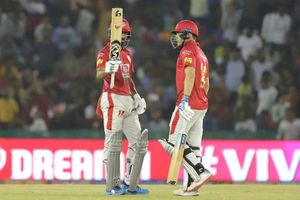 కేఎల్ రాహుల్ హాఫ్‌సెంచరీ: ముంబైపై 8 వికెట్ల తేడాతో పంజాబ్ విజయం