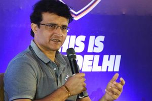 ఆడకుండా ఉండటం పరిష్కారం కాదు: ఆటగాళ్ల పనిభారంపై గంగూలీ