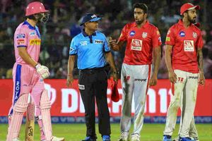 మన్కడింగ్ వివాదం: క్రీడాస్ఫూర్తిపై అశ్విన్‌కు లెక్చర్ ఇవ్వలేమన్న బీసీసీఐ