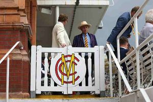 కొత్త ప్రతిపాదన: ఇకపై టెస్టుల్లో కూడా ఫ్రీహిట్