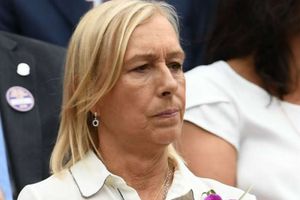 మోసపూరితమే: క్షమాపణలు చెప్పిన మార్టినా నవ్రతిలోవా