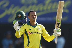 ఖవాజ సెంచరీ: రాంచీ వన్డేలో టీమిండియా విజయ లక్ష్యం 314