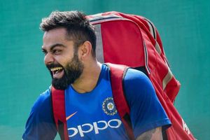 2nd ODI: నెట్స్‌లో ధోని ముందు కోహ్లీ చిందులు, నవ్విన కేఎల్ రాహుల్ (వీడియో)