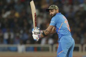 డివిలియర్స్‌ రికార్డు బద్దలు: రాంచీ వన్డేలో కోహ్లీ ఖాతాలో మరో రికార్డు