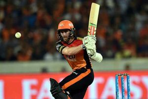 కోచ్ ఏం చెప్పాడు: ఐపీఎల్ 2019కి విలియమ్సన్ దూరమేనా?