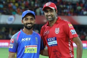 KXIP vs RR: రాజస్థాన్ ఫీల్డింగ్, మార్పులతో బరిలోకి పంజాబ్