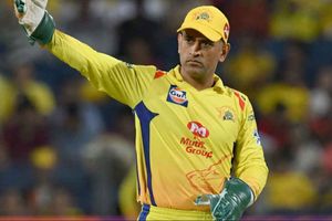 ' పిచ్‌పై ధోనీ అసహనం.. ఇలాంటి పిచ్‌లపై బ్యాటింగ్ చాలా కష్టం'