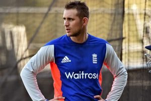 యువ ఆటగాడే: అలెక్స్ హేల్స్‌కు రీప్లేస్‌మెంట్ దొరికాడు!