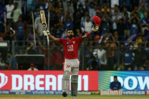 MI vs KXIP: కేఎల్ రాహుల్ సెంచరీ, ముంబై విజయ లక్ష్యం 198
