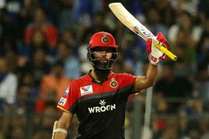 బాధగా ఉంది: వరల్డ్‌కప్ కోసం ఇంగ్లాండ్‌కు పయనమైన అలీ