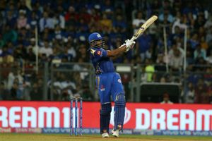 రాహుల్ సెంచరీ వృథా: ఒంటిచేత్తో ముంబైని గెలిపించిన పొలార్డ్