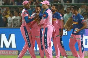 IPL 2019, RR vs MI: రాజస్థాన్ కెప్టెన్‌గా స్టీవ్ స్మిత్, ముంబై బ్యాటింగ్