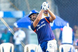 రోహిత్‌ శర్మకు గాయం.. ఆనందోళనలో బీసీసీఐ