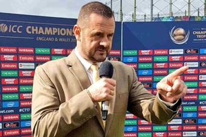 ఫేస్‌బుక్‌లో పోస్ట్: ఆర్సీబీ అభిమాని నుంచి కామెంటేటర్‌‌కు డెత్ వార్నింగ్