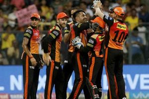 SRH vs KXIP: అరుదైన రికార్డుకి చేరువలో రషీద్, సన్‌రైజర్స్ గెలిచి నిలిచేనా?