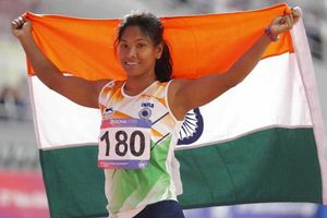 ఆసియా అథ్లెటిక్స్‌లో స్వప్నకు రజతం