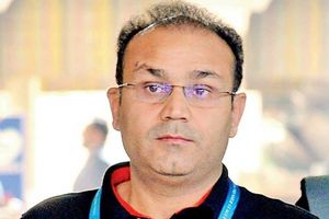 అంపైర్లతో వివాదం: ధోనీపై రెండు మ్యాచ్‌ల నిషేధం వేయాల్సింది