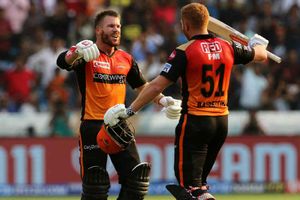 అలసిపోకుండా!: వార్నర్-బెయిర్ స్టో భాగస్వామ్యంపై సచిన్ ట్వీట్, వైరల్