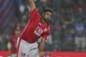 ఐపీఎల్ 2019 సీజన్‌లో బెస్ట్ స్పిన్నర్ ఎవరు?