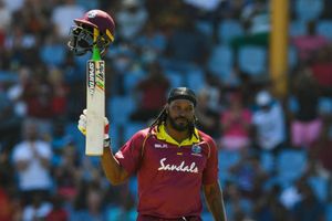 'కెమెరా ముందు చెప్పారు కానీ.. బౌలర్లకు నేనంటే ఇప్పటికీ భయమే'