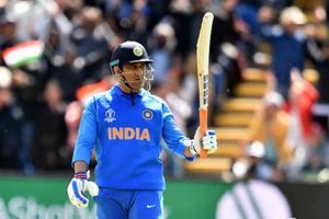 వార్మప్ మ్యాచ్: కేఎల్ రాహుల్, ధోని సెంచరీలు, బంగ్లా టార్గెట్ 360