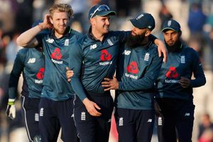 వరల్డ్‌కప్ ముంగిట కోహ్లీసేన ప్రపంచ రికార్డుని బద్దలు కొట్టిన ఇంగ్లాండ్