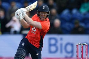 మోర్గాన్‌ మెరుపులు.. పాకిస్తాన్‌పై ఇంగ్లండ్‌ విజయం