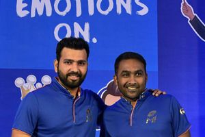 ముంబై ట్రోఫీ నెగ్గడం వెనుక: కోచ్ జయవర్దనే స్ఫూర్తి ప్రసంగం (వీడియో)