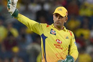 ఇమ్రాన్ తాహిర్ వికెట్ తీసిన సంబరాలపై ధోని జోకులు (వీడియో)