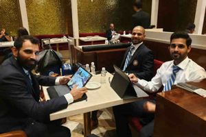 పబ్‌జీ గేమ్ ఆడుతున్న టీమిండియా ఆటగాళ్లు