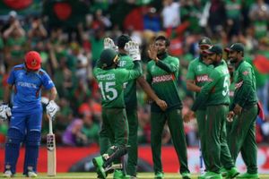 అఫ్గాన్‌పై బంగ్లా విజయం.. సెమీస్‌ ఆశలు సజీవం