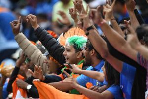 చాహల్ మాయ: ఒకే ఓవర్‌లో రెండు వికెట్లు కోల్పోయిన దక్షిణాఫ్రికా