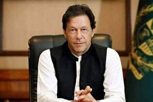 హాట్ ఫేవ‌రేట్ టీమిండియా: ప్ర‌ధాని ఇమ్రాన్ ఖాన్ షాకింగ్ కామెంట్స్‌