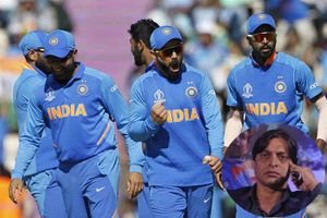 పాక్‌ సెమీస్‌కు చేరాలంటూ... కోహ్లీసేన సాయం కోరిన అక్తర్