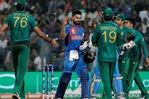 పాక్‌కు మొదలైన టెన్షన్.. చెప్పింది ఎవరో కాదు...