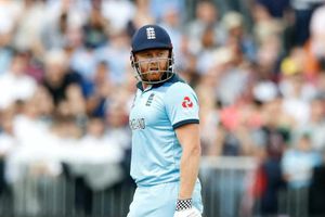 మా ప‌త‌నాన్ని కోరుకుంటున్నారా..బ్ల‌డీ హెల్‌! ఇంగ్లండ్ ఓపెన‌ర్ కౌంట‌ర్ అటాక్‌