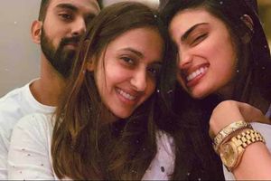 ఫోటో వైరల్: సునీల్ శెట్టి కుమార్తెతో కేఎల్ రాహుల్ డేటింగ్