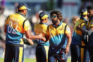 50 వికెట్లు: మెక్‌గ్రాత్, మురళీధరన్ రికార్డు బద్దలు కొట్టిన లసిత్ మలింగ