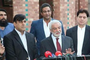 అక‌టా! ప‌రాభ‌వాన్ని భ‌రింప శ‌క్య‌ము కాకున్న‌దే! పీసీబీ క్రికెట్ క‌మిటీ ఛైర్మ‌న్ రాజీనామా