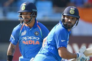 ధావన్ లేని లోటు రోహిత్ శర్మపై ఒత్తిడిని పెంచుతుంది