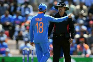 ట్రాఫిక్‌ పోలీసులకు దొరికినప్పుడు.. కోహ్లీ ఫోటో వైరల్