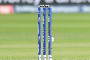 జింగ్ బెయిల్స్ వివాదం: టోర్నీ మధ్యలో మార్చలేమన్న ఐసీసీ